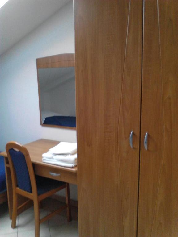 Guest House Frane Паг Екстер'єр фото